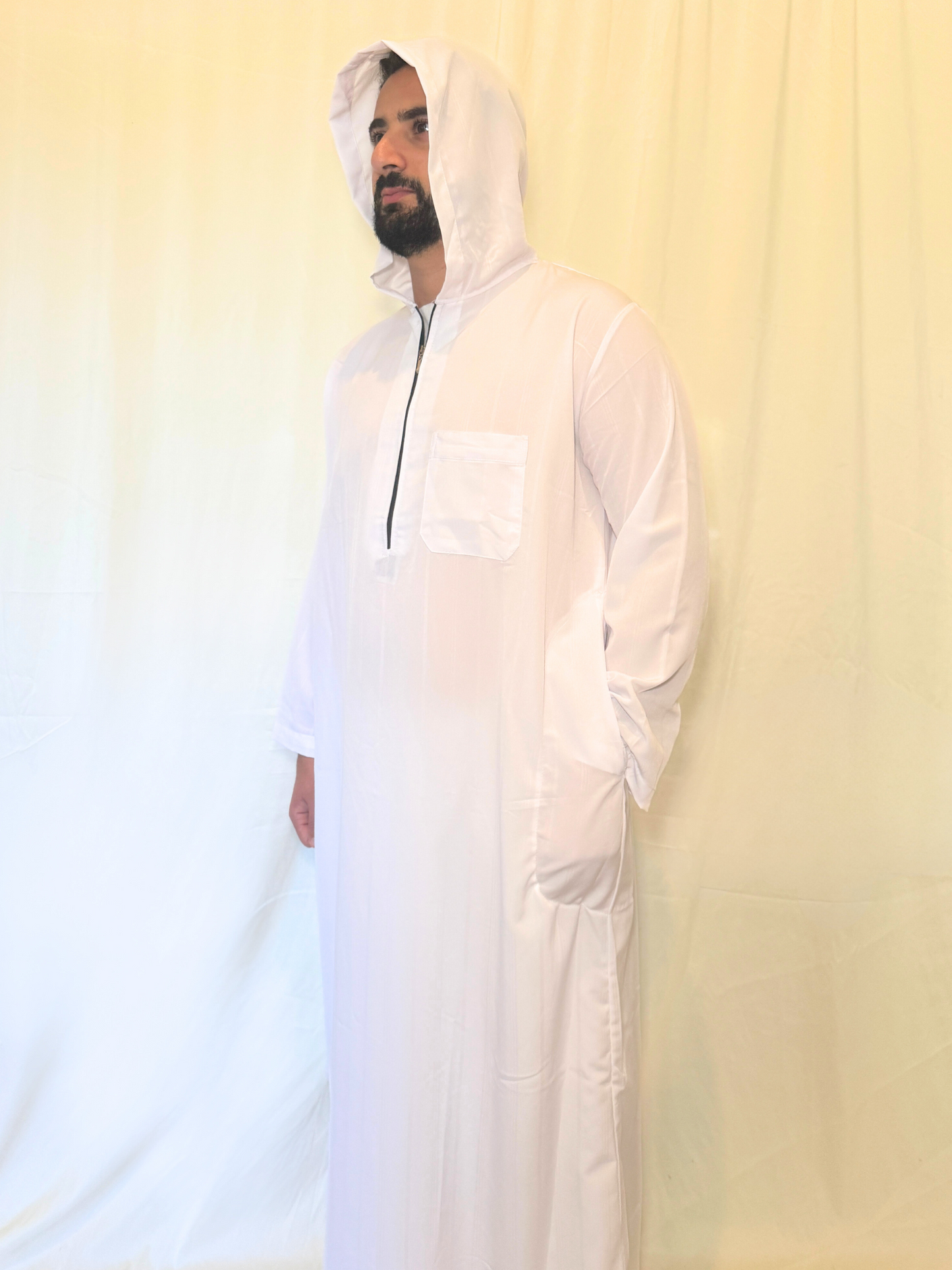 Shatawi Thobe - Hooded